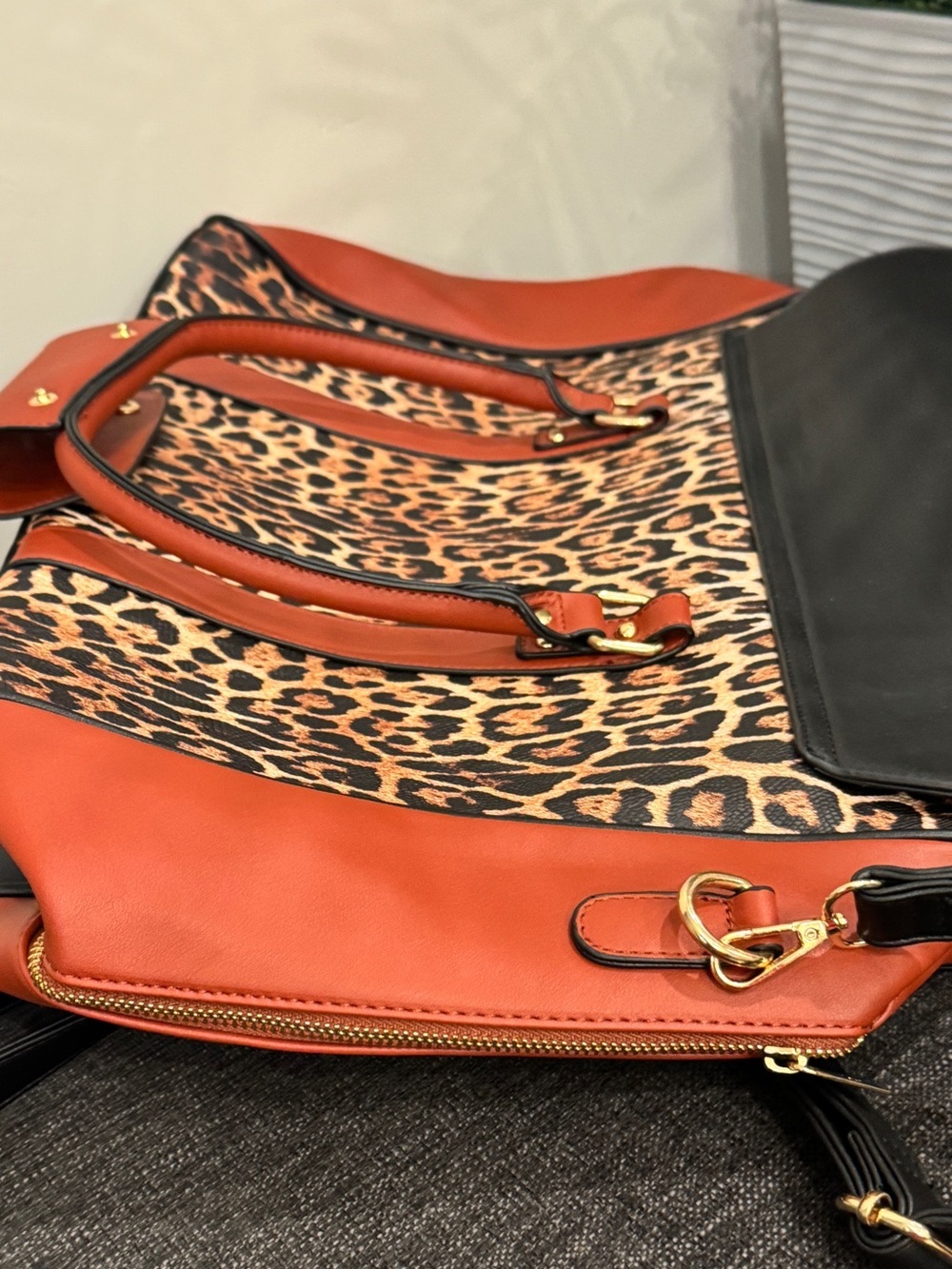 Badgley Mischka Leopard Print Leather Satchel Black Brown Accents weekender bag - Picture 13 of 15